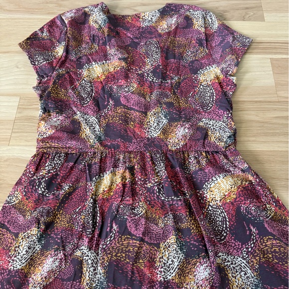 Garnet Hill Garden party Dress Jersey knit Twist Cap Sleeve Chic Size 16 paisley - Picture 7 of 10